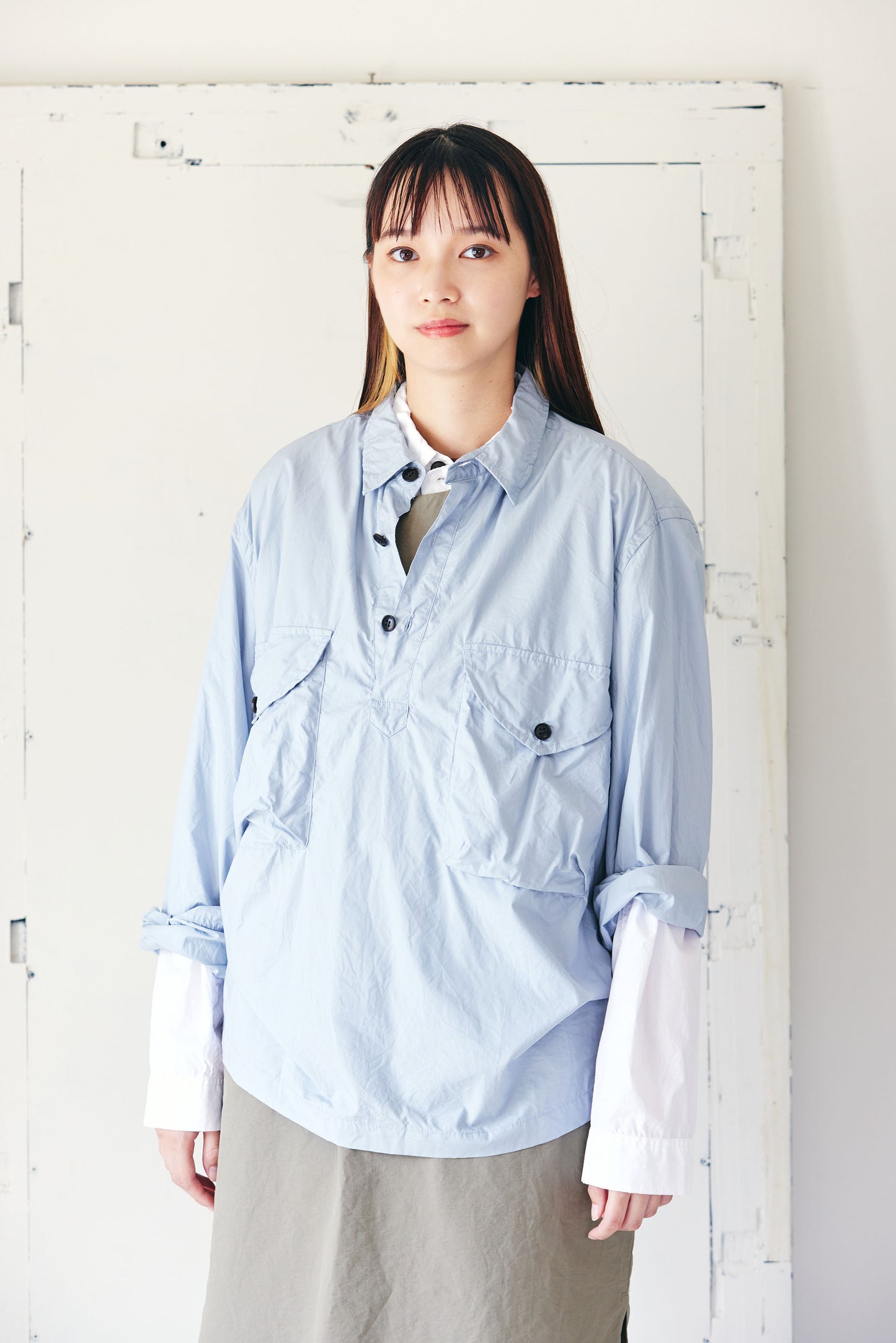 プルオーバーシャツ