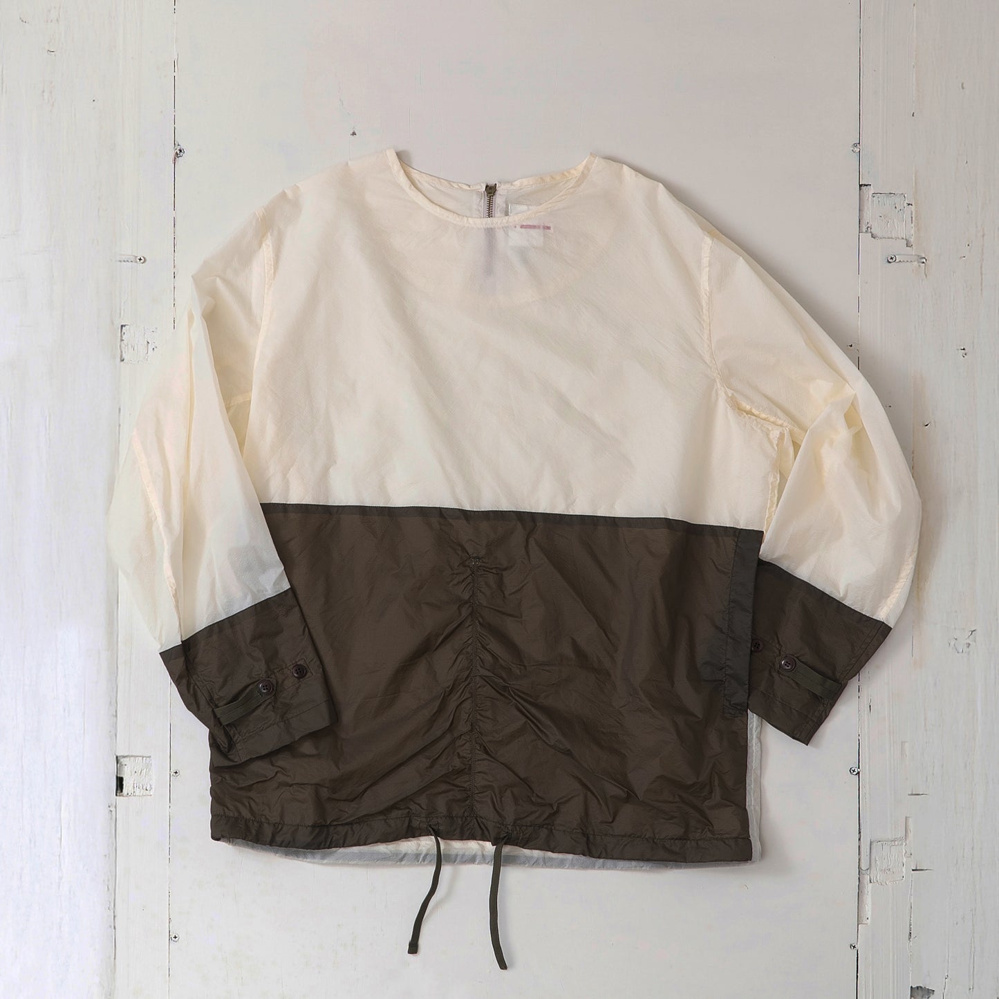 ナイロンリップ プルオーバー