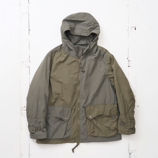 シンサレート中綿入りフーデットコート