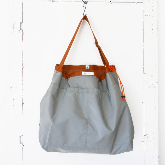 リバーシブルショルダーバッグ